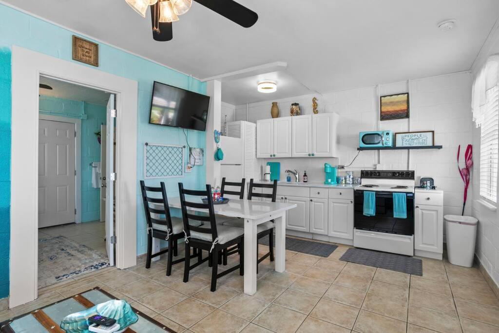فيلا Mermaids Grotto Waterfront 1Br Apt With Bay View تامبا المظهر الخارجي الصورة
