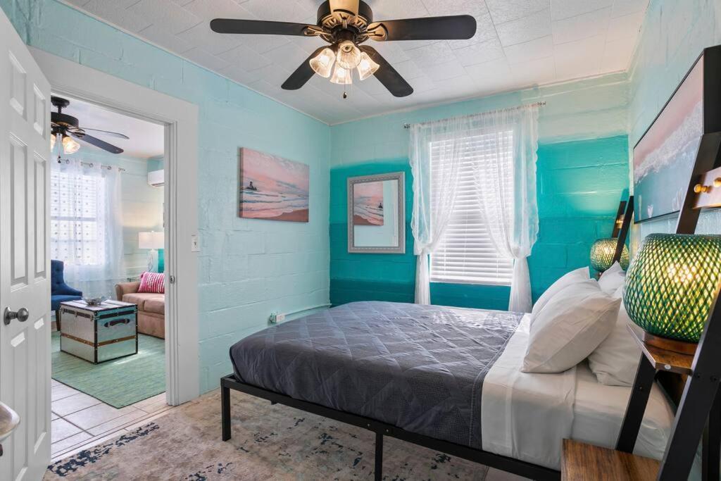 فيلا Mermaids Grotto Waterfront 1Br Apt With Bay View تامبا المظهر الخارجي الصورة